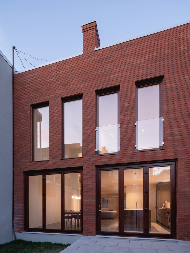 Press kit | 635-08 - Press release | Brick House - Natalie Dionne Architecture - Residential Architecture - Photo credit: Raphaël Thibodeau