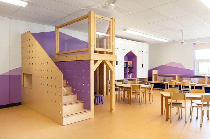 Press kit | 1299-07 - Press release | Bringing Nature Back Into The Classrooms - Taktik Design - Institutional Architecture - Redesigned class - Photo credit: Maxime Brouillet