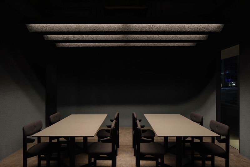 Press kit | 4693-01 - Press release | NÔL - CASE-REAL - Commercial Interior Design - Main view of the table space - Photo credit: Daisuke Shima