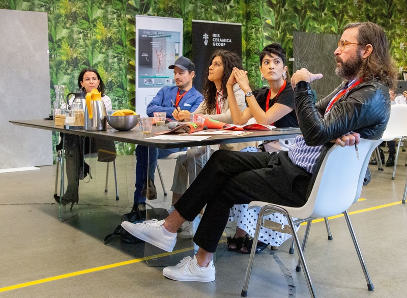 Press kit | 3780-01 - Press release | Inward Journey from Max Lam Designs Wins Frame awards - show flat of the year - Max Lam Designs - Residential Interior Design - Live Critics at Frame Awards 2020 - Photo credit: Frame Awards 2020