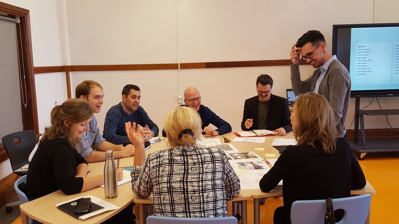 Dossier de presse | 4677-01 - Communiqué de presse | GROUPE A / ANNEXE U récipiendaire d'un Prix national d’excellence en design urbain de l'IRAC - Groupe A / Annexe U - Design urbain - Séance de travail collaboratif - Crédit photo : Groupe A / Annexe U