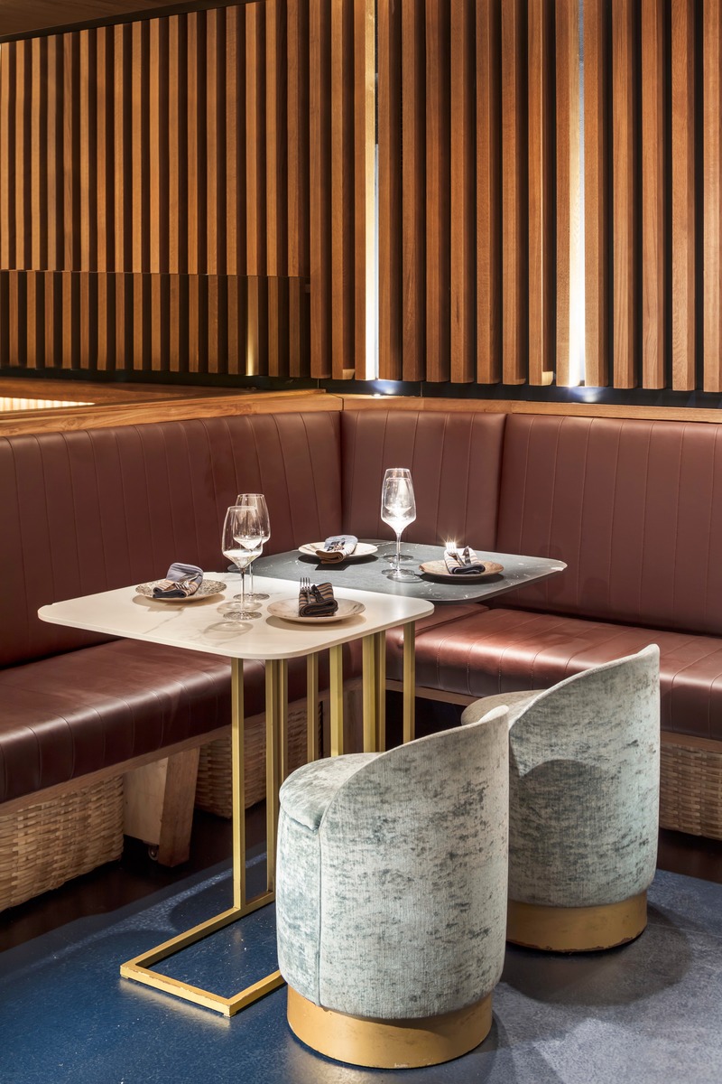 Dossier de presse | 3724-05 - Communiqué de presse | Txalupa Gastroleku Restaurant - EL EQUIPO CREATIVO - Design d’intérieur commercial - Crédit photo : Adrià Goula 