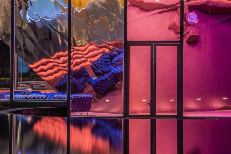 Press kit | 4698-01 - Press release | Heze Guangzhou Road No.1 - Beijing Puri Lighting Design Co.,LTD. - Lighting Design - <font style="vertical-align: inherit;"><font style="vertical-align: inherit;"> Side Entrance </font></font> - Photo credit:   Ligang Huang  