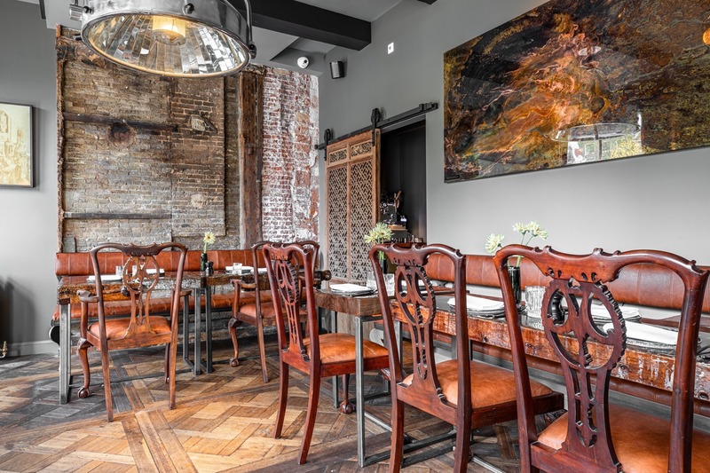 Press kit | 3965-01 - Press release | Hotel The Craftsmen opens doors in Amsterdam - Hotel The Craftsmen - Lifestyle - The Gallery boasts a stunning artwork made out of epoxy made by Stef van der Bijl - Photo credit: Hotel The Craftsmen