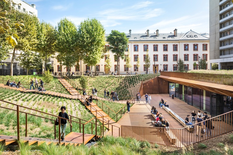 Dossier de presse | 3713-01 - Communiqué de presse | Université de Droit-Paris I, restructuration de la caserne Lourcine, Paris (13e) - ChartierDalix - Architecture institutionnelle - Crédit photo : Sergio Grazia