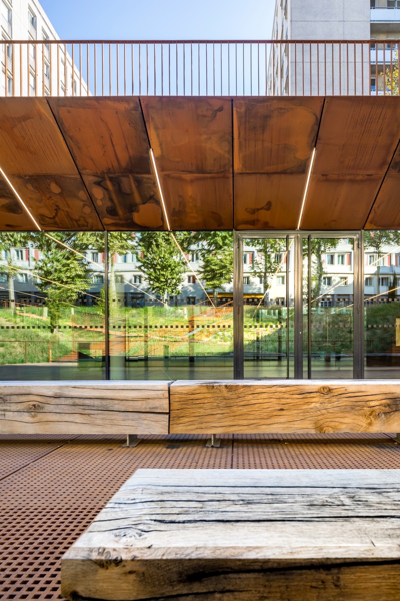 Dossier de presse | 3713-01 - Communiqué de presse | Université de Droit-Paris I, restructuration de la caserne Lourcine, Paris (13e) - ChartierDalix - Architecture institutionnelle - Crédit photo : Sergio Grazia