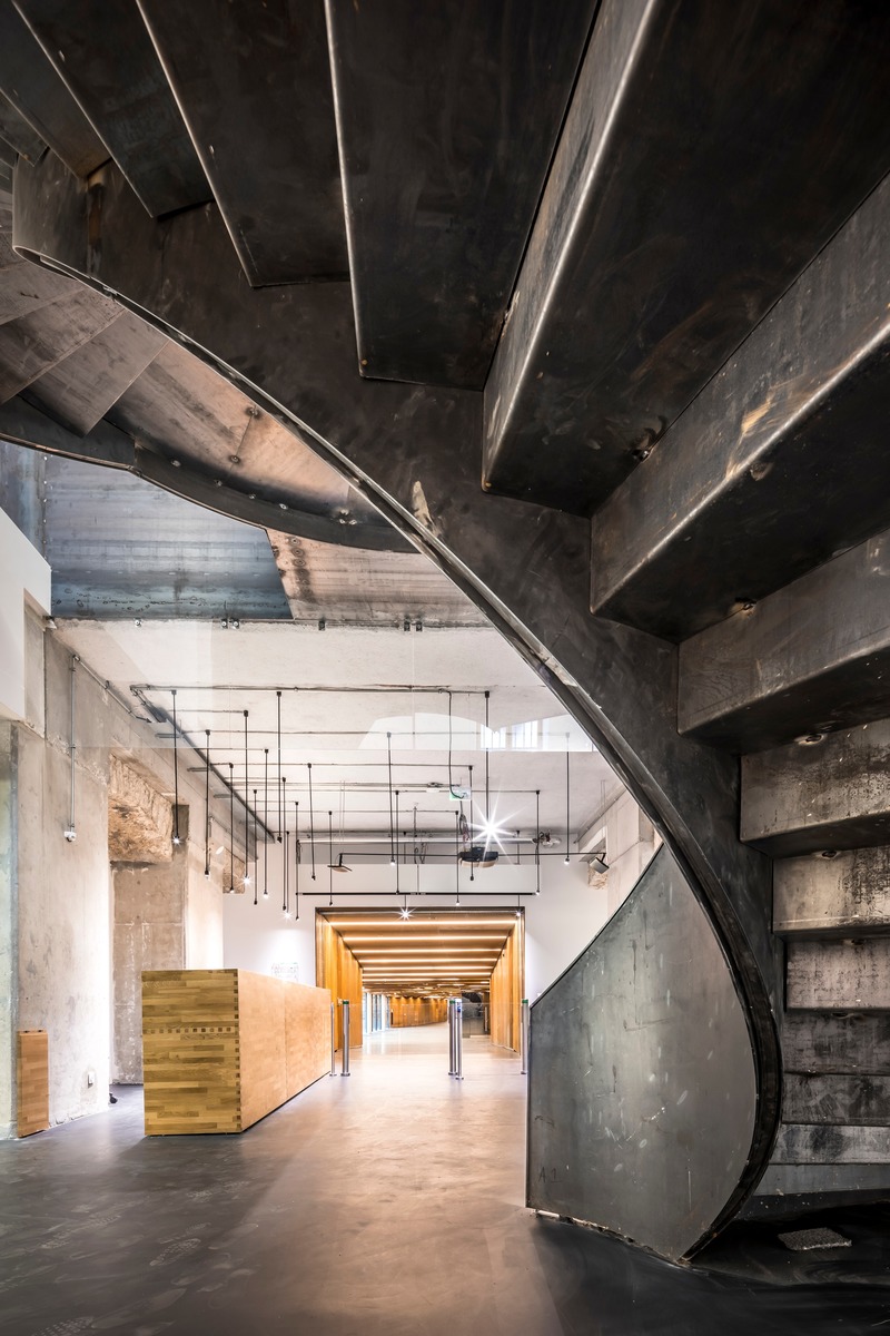 Dossier de presse | 3713-01 - Communiqué de presse | Université de Droit-Paris I, restructuration de la caserne Lourcine, Paris (13e) - ChartierDalix - Architecture institutionnelle - Crédit photo : Sergio Grazia