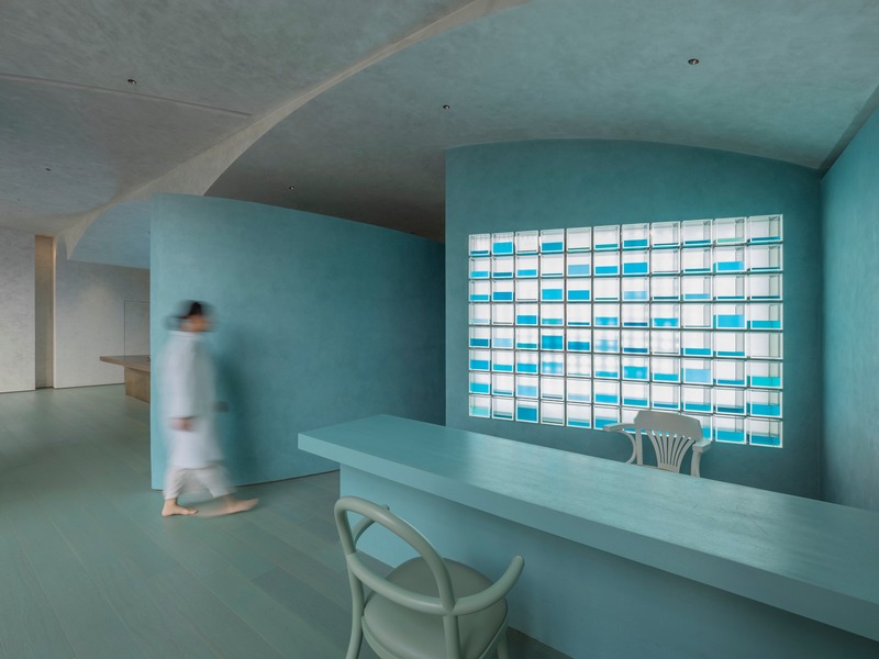 Dossier de presse | 4694-01 - Communiqué de presse | Exhibition of Frozen Time - Waterfrom Design - Architecture commerciale - TCN clinic - Crédit photo : Waterfrom Design