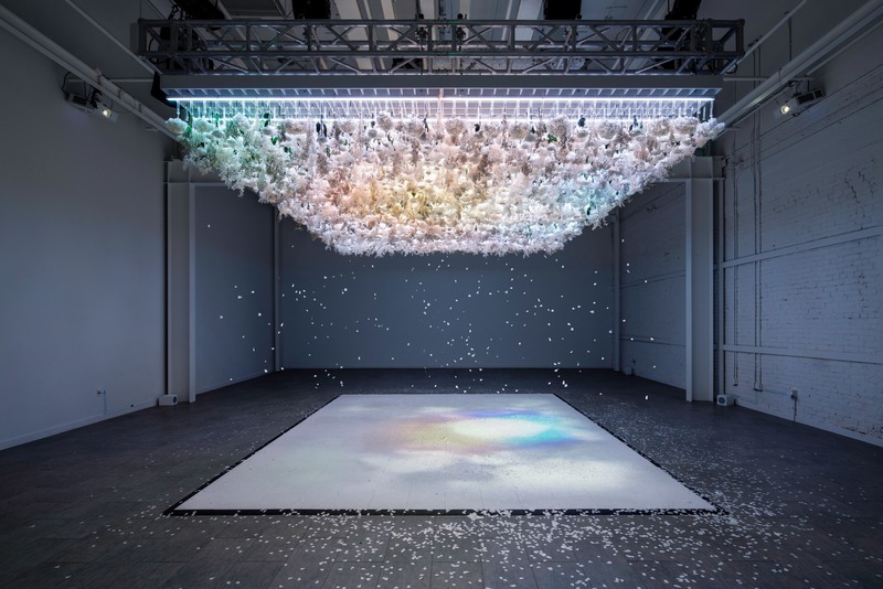 Press kit | 4692-01 - Press release | The Art of Bloom - Intertrend Communications - Event + Exhibition - The Art of Bloom is an exhibition that combines tactile and technological elements to create a truly one-of-a-kind immersive experience. - Photo credit: Brandon Shigeta