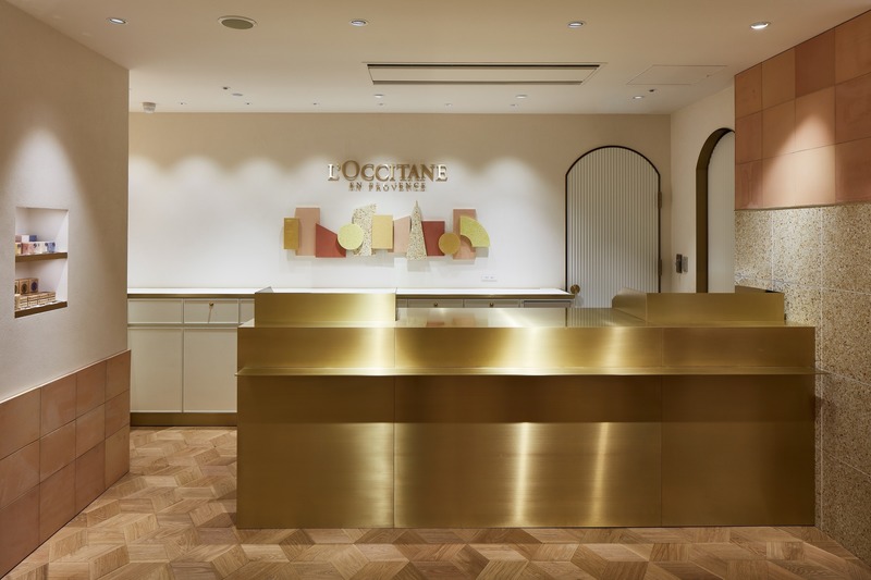 Press kit | 4703-01 - Press release | L'OCCITANE Shibuya - AtMa inc. - Commercial Interior Design - Photo credit: Shigenori Ishikawa
