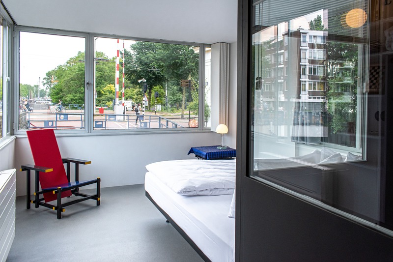 Press kit | 4710-01 - Press release | SWEETS hotel transforms Amsterdam’s former bridge houses into independent hotel rooms - SWEETS hotel - Commercial Interior Design - SWEETS hotel - 204. Hortusbrug - Photo credit: SWEETS hotel/Lotte Holterman