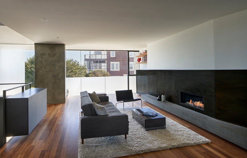 Dossier de presse | 1891-05 - Communiqué de presse | House on Hillside - Terry & Terry Architecture - Architecture résidentielle - living area - Crédit photo : Bruce Damonte
