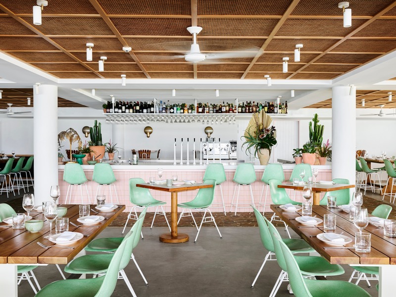 Press kit | 2887-09 - Press release | Australian Coastal Hospitality at its Finest - Alexander& CO. - Commercial Interior Design - The Tropic Restaurant and Bar - Photo credit: Anson Smart