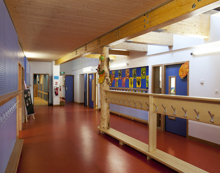 Dossier de presse | 1012-01 - Communiqué de presse | Groupe scolaire Lamoricière - archi5 - Design d’intérieur institutionnel - Crédit photo : Thomas Jorion