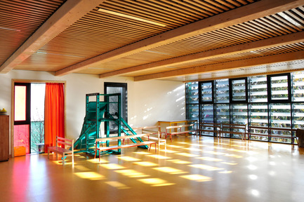 Dossier de presse | 1012-01 - Communiqué de presse | Groupe scolaire Lamoricière - archi5 - Design d’intérieur institutionnel - Crédit photo : Fabien Terreaux