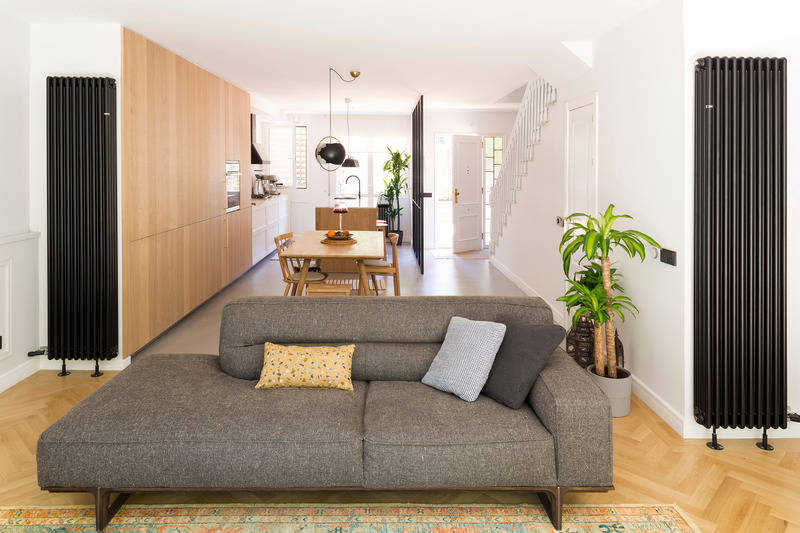 Press kit | 3175-02 - Press release | YAD House - Gokostudio, Architecture and Interior Design - Residential Interior Design - Open space day area - Photo credit: Valentin Hincû