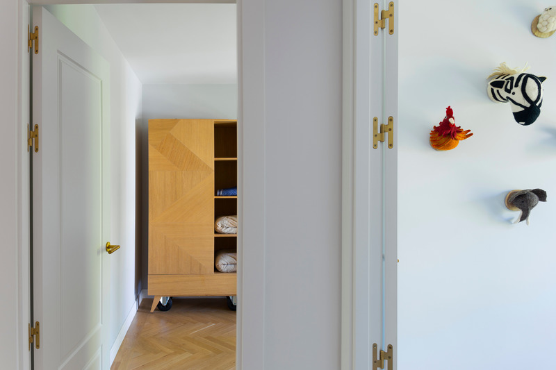 Press kit | 3175-02 - Press release | YAD House - Gokostudio, Architecture and Interior Design - Residential Interior Design - Simple room - Photo credit: Valentin Hincû