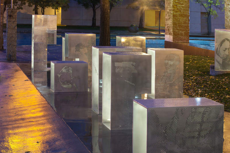 Dossier de presse | 1020-09 - Communiqué de presse | L’IRAC annonce le lauréat du Prix du cabinet d’architectes de l’année 2020 - L'Institut royal d'architecture du Canada - Concours - <p>Memoryscape, Edmonton, AB, 2012</p><p>Client: Edmonton Arts Council</p> - Crédit photo : Bruce Edward Statham/yellowcamera