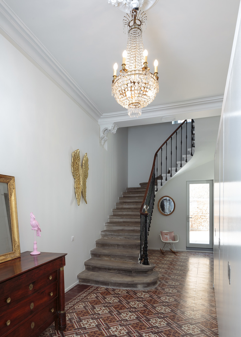 Press kit | 2926-02 - Press release | TRA house in a city center - (ma!ca) architecture - Residential Architecture - existing staircase and cement tiles<br> - Photo credit: Julien Kerdraon