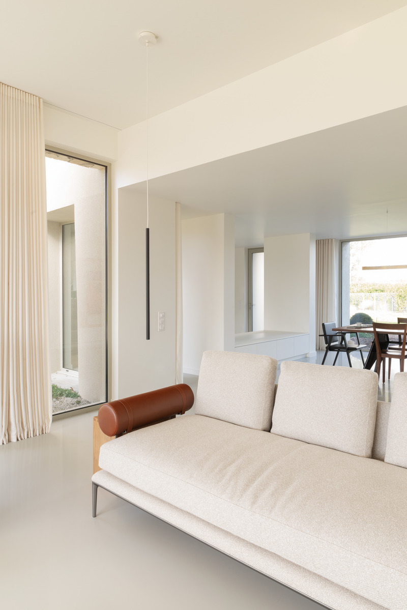 Press kit | 2926-03 - Press release | BON a house and two extensions - (ma!ca) architecture - Residential Architecture - extension living room<br> - Photo credit: Aurélien Aumond