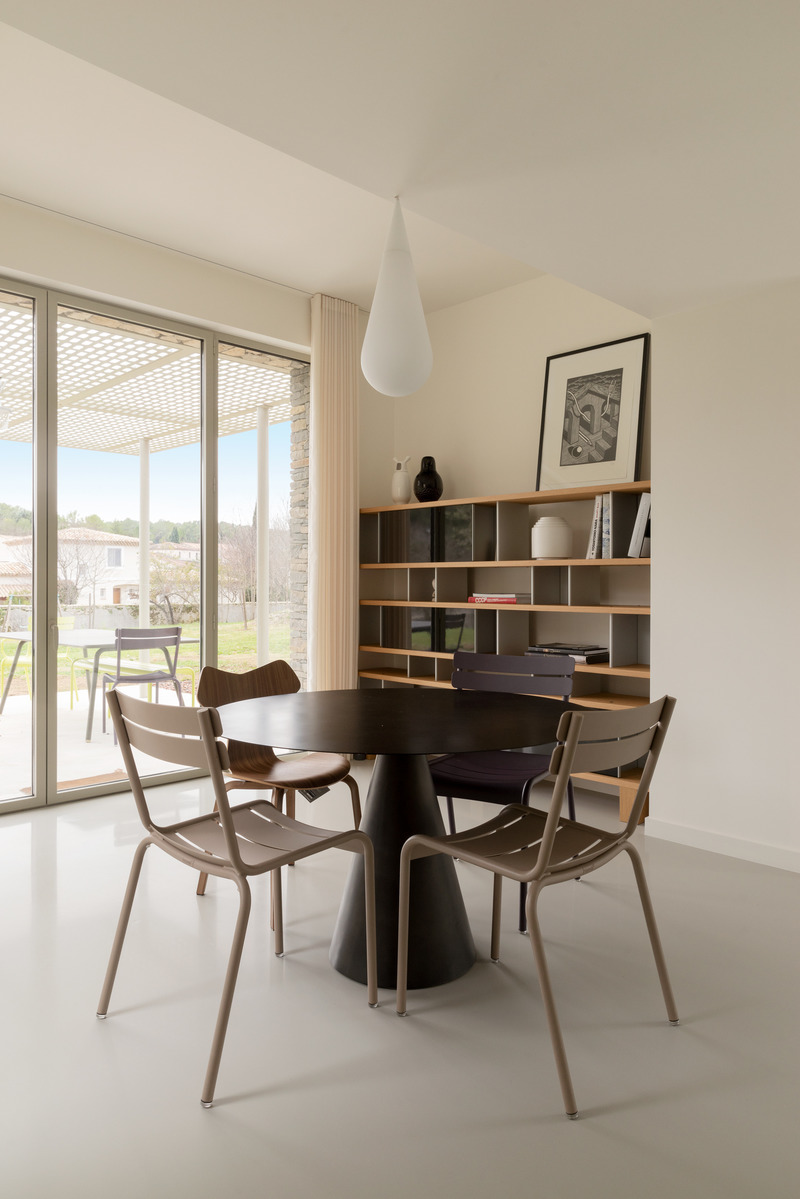 Press kit | 2926-03 - Press release | BON a house and two extensions - (ma!ca) architecture - Residential Architecture - extension and pergola<br> - Photo credit: Aurélien Aumond
