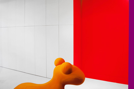 Dossier de presse | 1010-01 - Communiqué de presse | Couleurs prismatiques - Studio Jean Verville architectes - Design d’intérieur résidentiel - Crédit photo : Jean Verville architecte