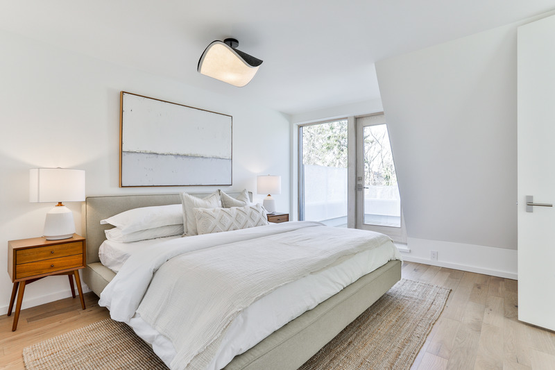 Press kit | 2344-02 - Press release | Two Intertwined Homes - Efficient, Sustainable and Healthy Urban Living - baukultur/ca - Residential Architecture - Master Bedroom, Unit B<br> - Photo credit: Michael Peart