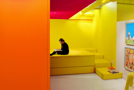 Dossier de presse | 1010-01 - Communiqué de presse | Couleurs prismatiques - Studio Jean Verville architectes - Design d’intérieur résidentiel - Crédit photo : Jean Verville architecte