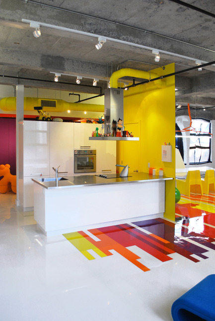 Dossier de presse | 1010-01 - Communiqué de presse | Couleurs prismatiques - Studio Jean Verville architectes - Design d’intérieur résidentiel - Crédit photo : Jean Verville architecte