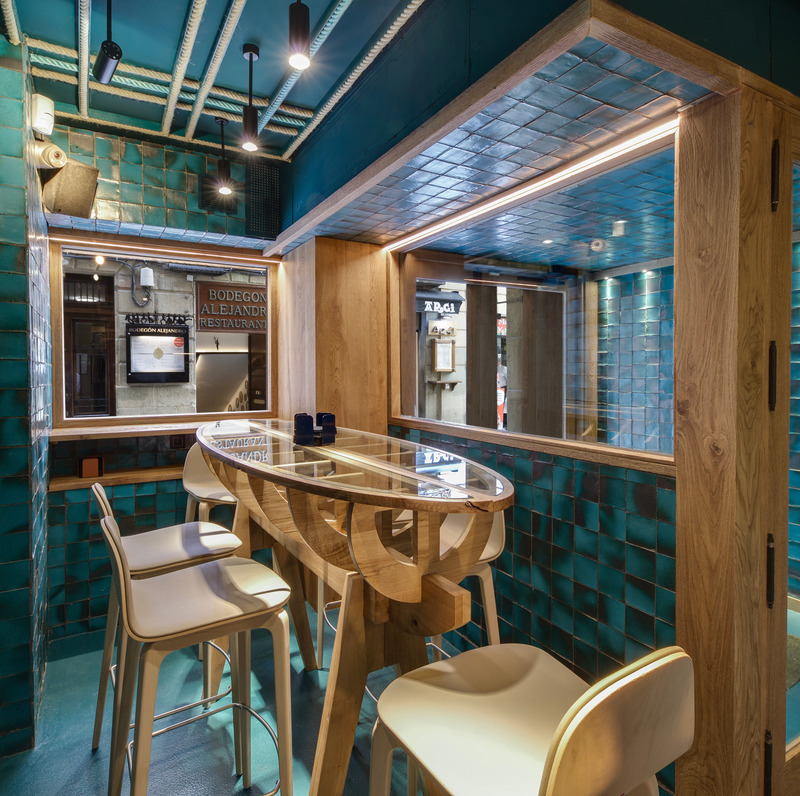 Dossier de presse | 3724-05 - Communiqué de presse | Txalupa Gastroleku Restaurant - EL EQUIPO CREATIVO - Design d’intérieur commercial - Crédit photo :  Txalupa Gastroleku 
