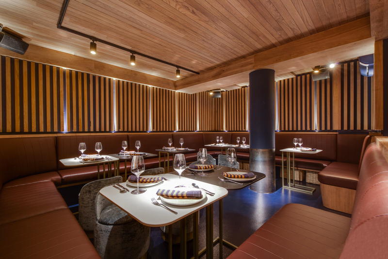 Dossier de presse | 3724-05 - Communiqué de presse | Txalupa Gastroleku Restaurant - EL EQUIPO CREATIVO - Design d’intérieur commercial - Crédit photo :  Txalupa Gastroleku 