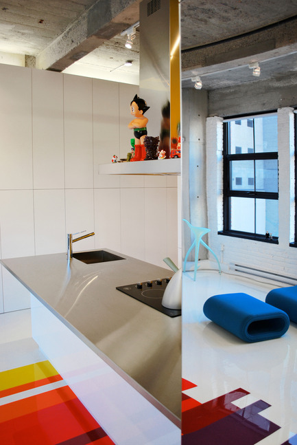 Dossier de presse | 1010-01 - Communiqué de presse | Couleurs prismatiques - Studio Jean Verville architectes - Design d’intérieur résidentiel - Crédit photo : Jean Verville architecte