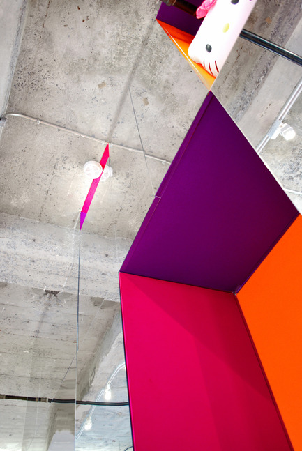 Dossier de presse | 1010-01 - Communiqué de presse | Couleurs prismatiques - Studio Jean Verville architectes - Design d’intérieur résidentiel - Crédit photo : Jean Verville architecte