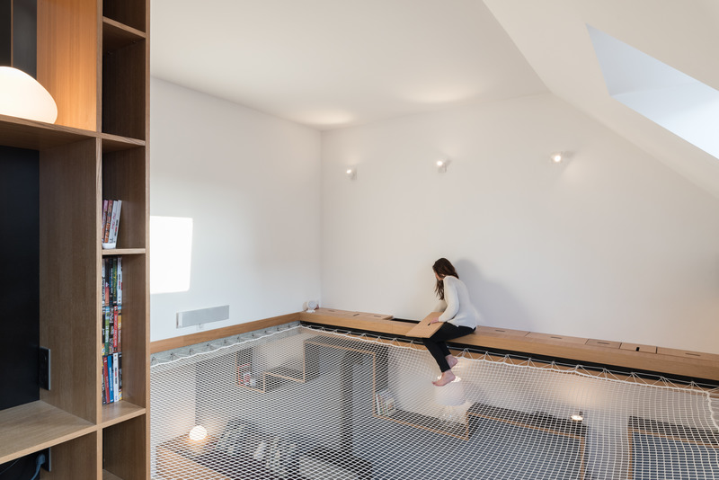 Dossier de presse | 2180-04 - Communiqué de presse | Autour du filet - Martins | Afonso atelier de design & l'atelier miel - Design d’intérieur résidentiel - Filet de mezzanine  - Crédit photo : Mickaël Martins Afonso