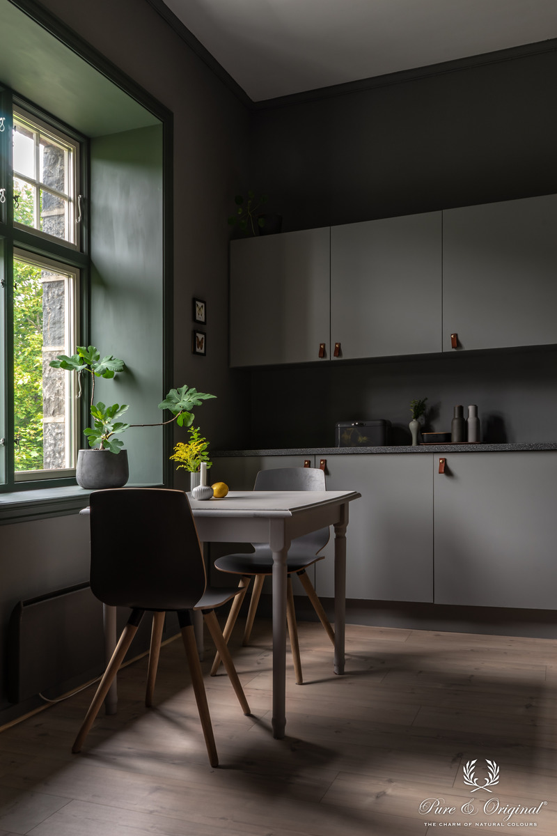 Press kit | 798-10 - Press release | Pure & Original at Ramacieri Soligo - Ramacieri Soligo - Product - Licetto - Oyster Grey - Photo credit: Pure &amp; Original