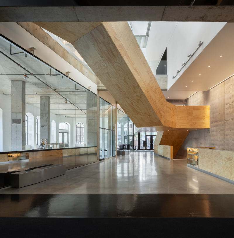 Dossier de presse | 774-12 - Communiqué de presse | L'Ordre des architectes du Québec dévoile les lauréats de ses Prix d'excellence en architecture 2020 - Ordre des architectes du Québec (OAQ) - Concours - <p class="">Bâtiments culturels</p><p class="">Le Diamant</p><p class="">Conception : Coarchitecture / in situ atelier d’architecture / Jacques Plante architecte</p><p class="">Client : Robert Lepage</p> - Crédit photo :  Stéphane Groleau 