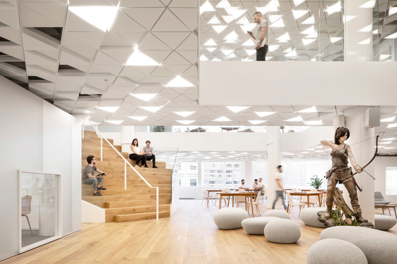Dossier de presse | 774-12 - Communiqué de presse | L'Ordre des architectes du Québec dévoile les lauréats de ses Prix d'excellence en architecture 2020 - Ordre des architectes du Québec (OAQ) - Concours -  <p class="">Aménagement intérieur</p><p class="">Eidos Montréal</p><p class="">Conception : la SHED architecture</p><p class="">Client : Eidos Montréal</p>  - Crédit photo :  Maxime Brouillet  