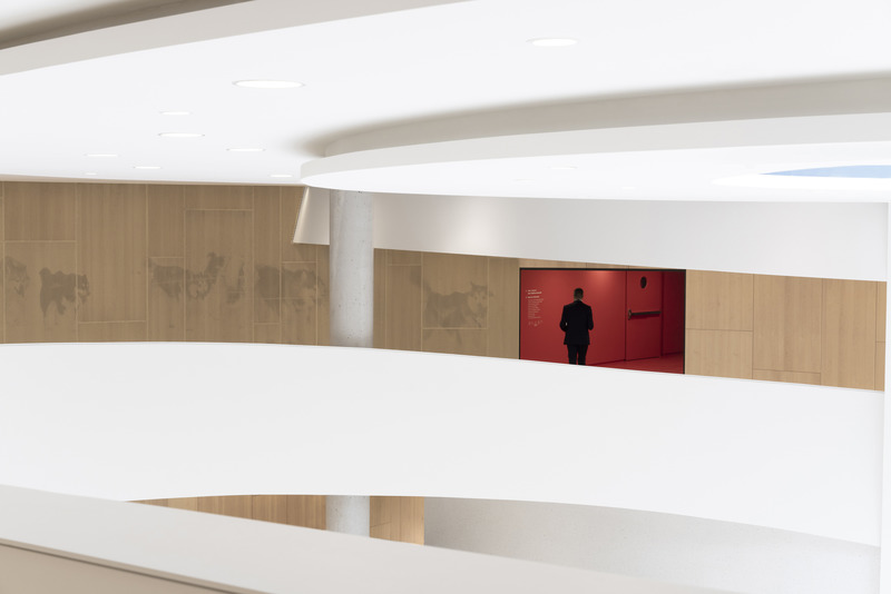 Dossier de presse | 774-12 - Communiqué de presse | L'Ordre des architectes du Québec dévoile les lauréats de ses Prix d'excellence en architecture 2020 - Ordre des architectes du Québec (OAQ) - Concours - <p class="">Mise en valeur du patrimoine (agrandissement)</p><p>et Mention Accessibilité universelle</p><p class="">Pavillon d’accueil de l’Assemblée nationale du Québec</p><p class="">Conception : Provencher_Roy et GLCRM Architectes en consortium</p><p class="">Client : Assemblée nationale (Service de l’amélioration des infrastructures)</p><p> </p> - Crédit photo :  Olivier Blouin et Stéphane Groleau<span></span> 