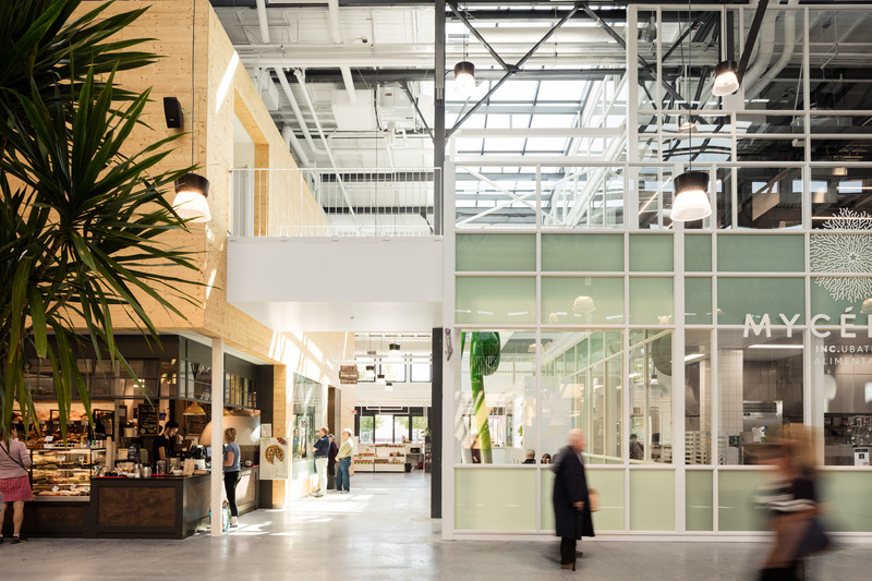 Dossier de presse | 774-12 - Communiqué de presse | L'Ordre des architectes du Québec dévoile les lauréats de ses Prix d'excellence en architecture 2020 - Ordre des architectes du Québec (OAQ) - Concours - <p class="">Mise en valeur du patrimoine (conversion)</p><p class="">Le Grand Marché de Québec</p><p class="">Conception : Bisson associés + Atelier Pierre Thibault</p><p class="">Client : Ville de Québec</p> - Crédit photo : Maxime Brouillet 