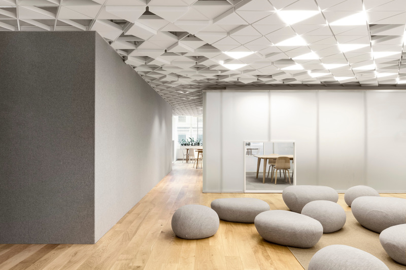 Dossier de presse | 774-12 - Communiqué de presse | L'Ordre des architectes du Québec dévoile les lauréats de ses Prix d'excellence en architecture 2020 - Ordre des architectes du Québec (OAQ) - Concours - <p class="">Aménagement intérieur</p><p class="">Eidos Montréal</p><p class="">Conception : la SHED architecture</p><p class="">Client : Eidos Montréal</p> - Crédit photo : Maxime Brouillet