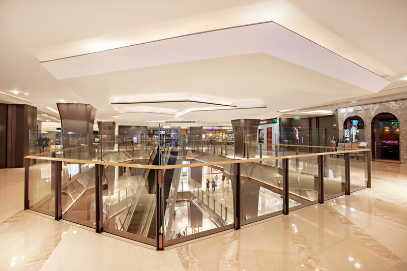 Press kit | 4882-01 - Press release | Grand Gateway 66 - A piazza for the modern era - ELENA GALLI GIALLINI LTD (EGGL) - Commercial Architecture - <p class="">5F Lobby</p> - Photo credit: Denice Hough