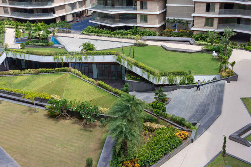 Dossier de presse | 1432-09 - Communiqué de presse | EXCELLENSEAA 126 by Happy Homes - Sanjay Puri Architects - Architecture résidentielle - <p>The central focal landscaped space</p> - Crédit photo : Mr.Abhishek Shah