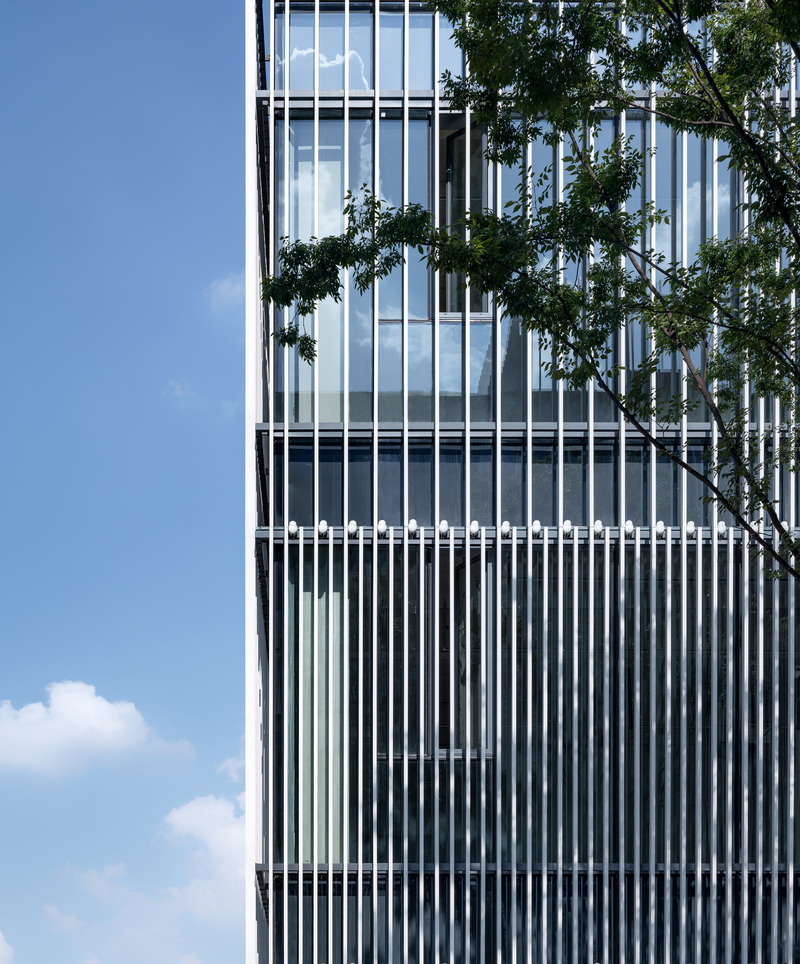 Press kit | 3565-02 - Press release | Cube Gallery - CLOU architects - Commercial Architecture - Photo credit: Wuqingshan