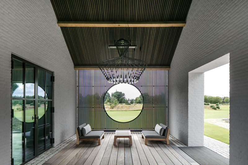 Press kit | 5236-01 - Press release | Office Brabant - Studio Piet Boon - Commercial Architecture - Piet Boon outdoor furniture outdoor - GIJS - Photo credit: Thomas de Bruyne