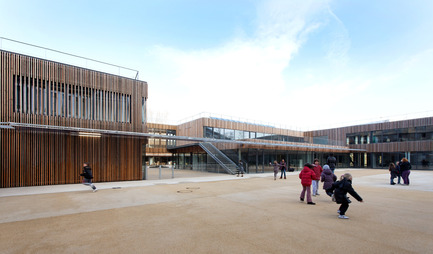 Dossier de presse | 1008-01 - Communiqué de presse | Groupe scolaire Lucie Aubrac - Dietmar Feichtinger Architectes - Architecture institutionnelle - Crédit photo : David Boureau