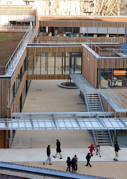 Dossier de presse | 1008-01 - Communiqué de presse | Groupe scolaire Lucie Aubrac - Dietmar Feichtinger Architectes - Architecture institutionnelle - Crédit photo : David Boureau