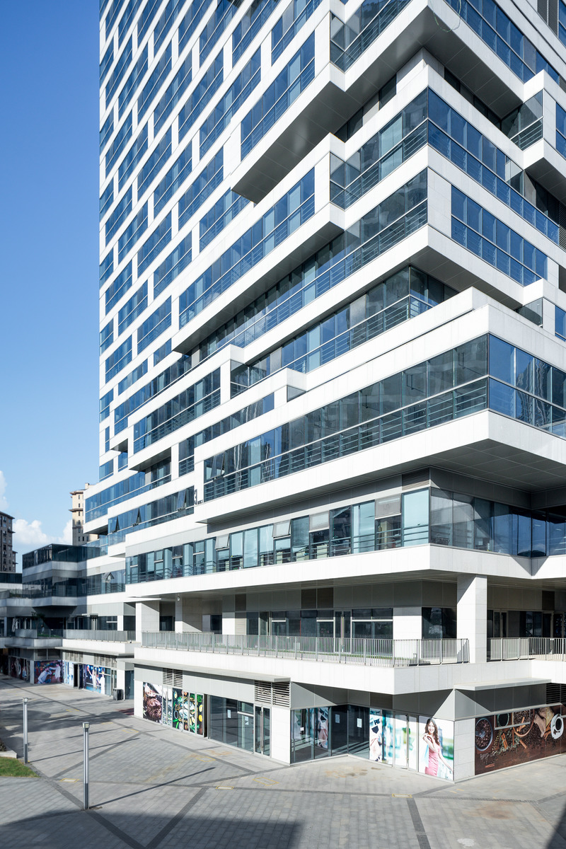 Press kit | 3565-03 - Press release | Vantone Center - CLOU architects - Commercial Architecture - Photo credit: Qingshan Wu