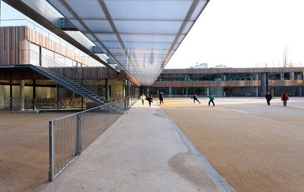 Dossier de presse | 1008-01 - Communiqué de presse | Groupe scolaire Lucie Aubrac - Dietmar Feichtinger Architectes - Architecture institutionnelle - Crédit photo : David Boureau