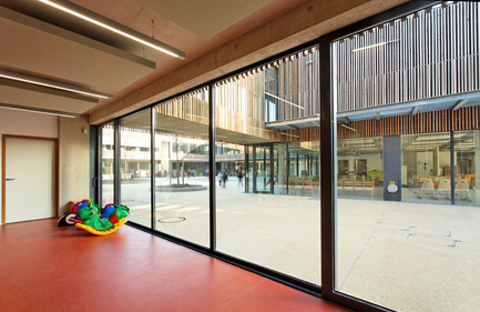Dossier de presse | 1008-01 - Communiqué de presse | Groupe scolaire Lucie Aubrac - Dietmar Feichtinger Architectes - Architecture institutionnelle - Crédit photo : David Boureau