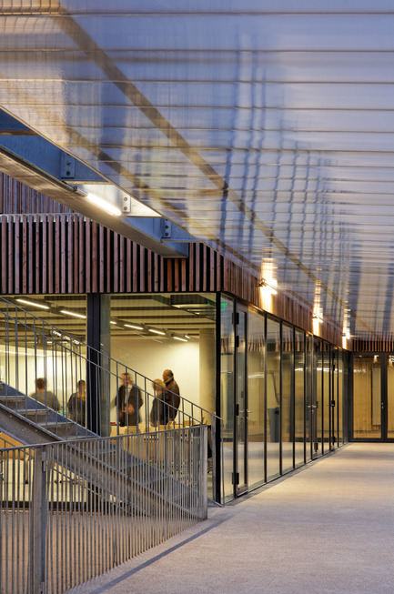 Dossier de presse | 1008-01 - Communiqué de presse | Groupe scolaire Lucie Aubrac - Dietmar Feichtinger Architectes - Architecture institutionnelle - Crédit photo : David Boureau